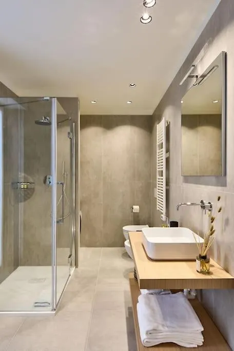 Apartment Jack Lake, A Stone'S Throw From The Lake Como